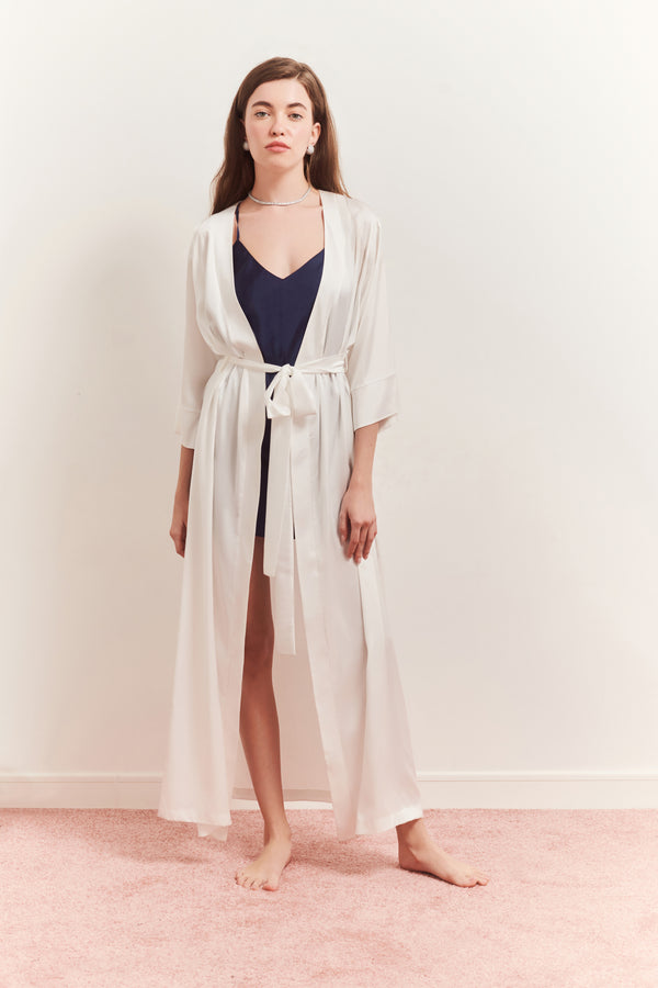 Margot Robe White